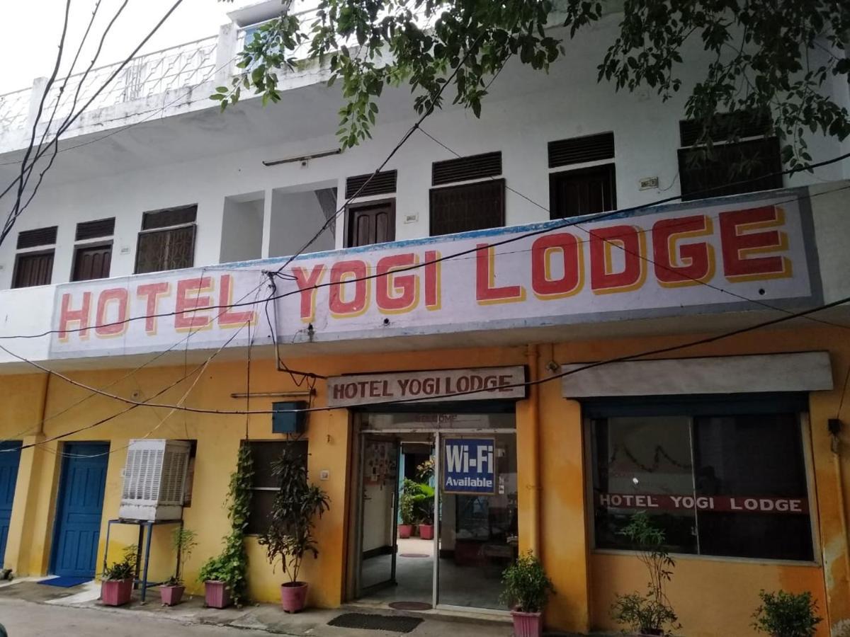 Hotel Yogi Lodge Khajurāho Extérieur photo